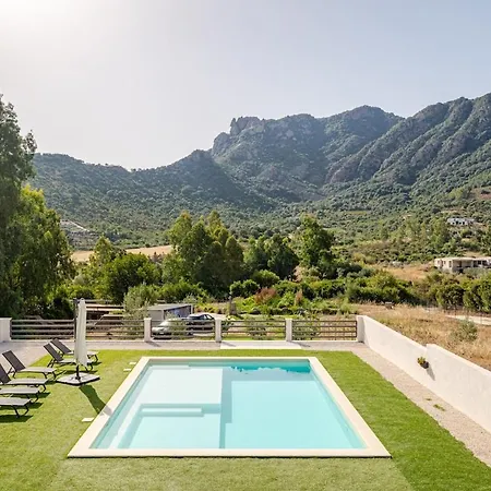 Milena -piscina Solo Per Voi Cardedu