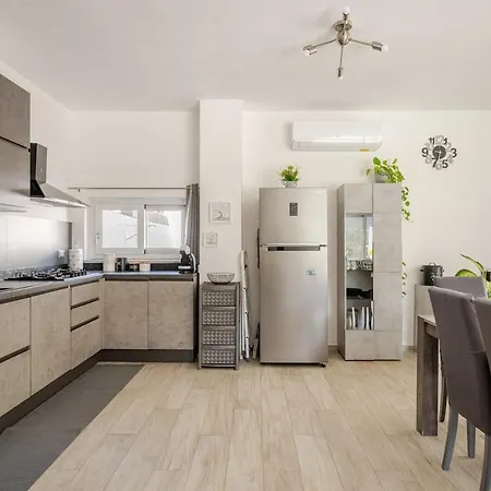 Ferienhaus Milena -piscina Solo Per Voi